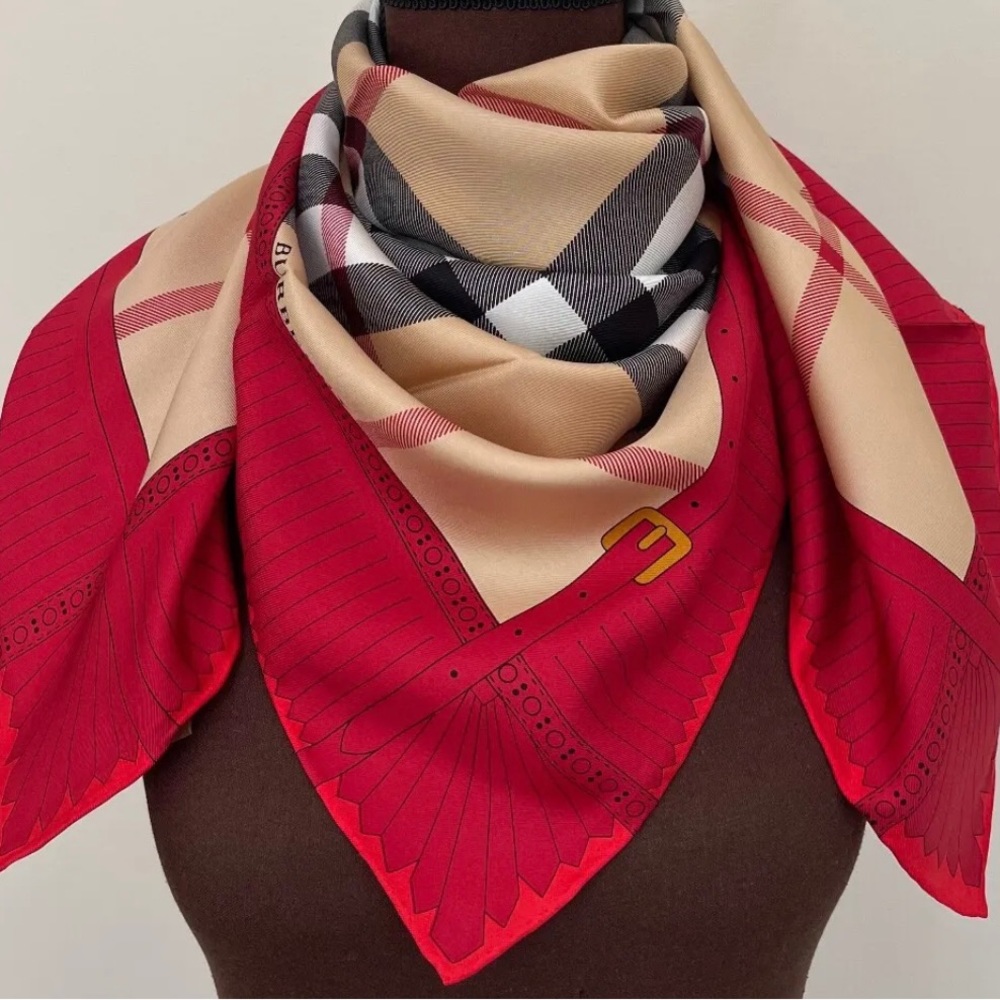 New Burberry Classic House Check Silk Scarf